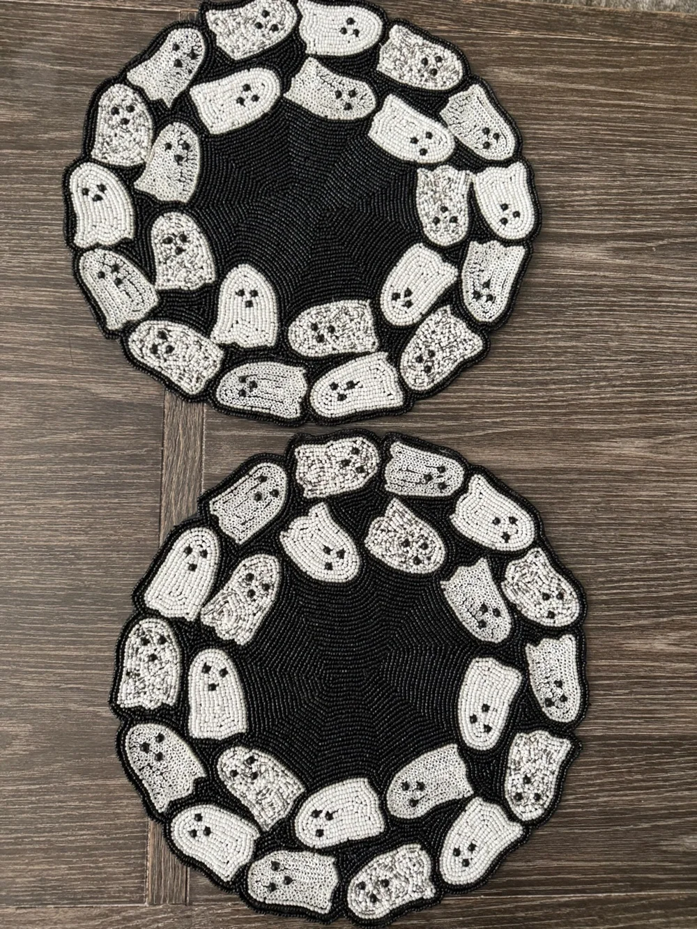 NWT Rachel Zoe Beaded Ghost placemat set of 2